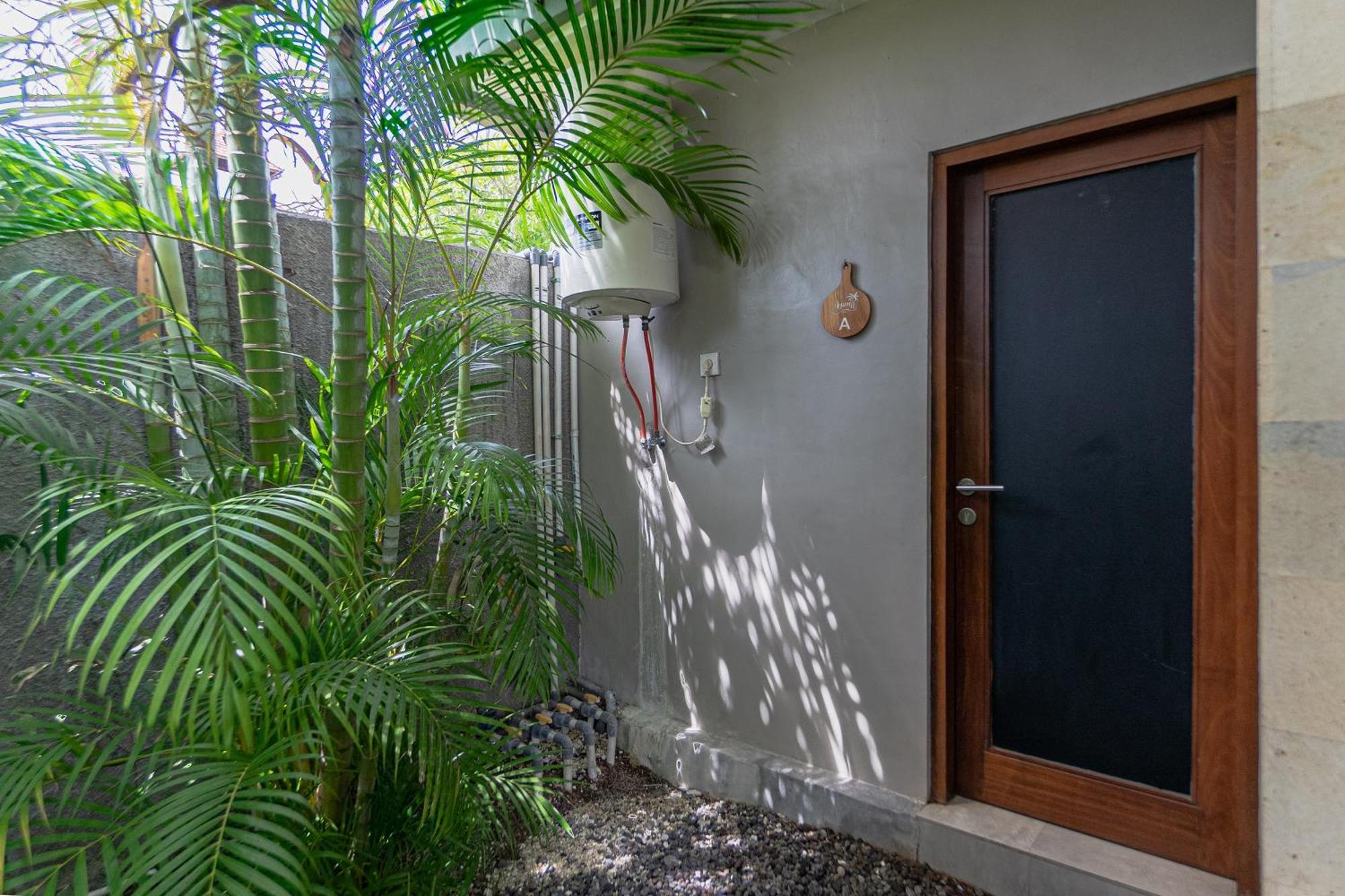 Ayuna Suites Canggu Exterior photo